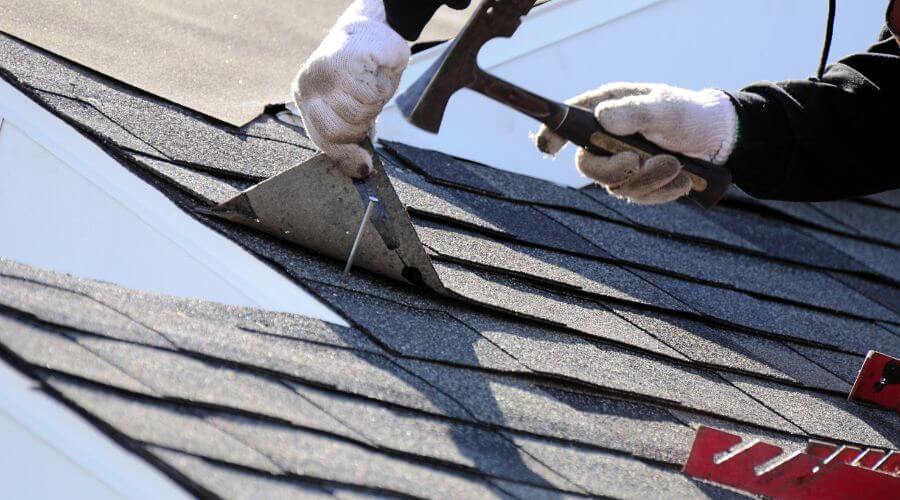 Professional residential roofers in Leroy, MI